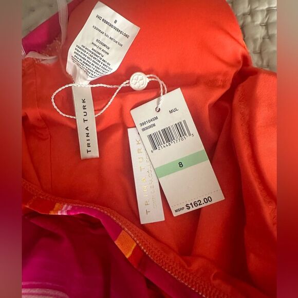 TRINA TURK Plunge One Piece Halter Swimsuit Size 8 ✨NWT✨ - Picture 7 of 11